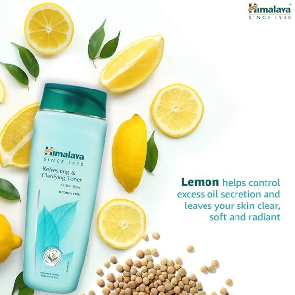 Himalaya Refreshing and Clarifying Toner liquid with Citrus Limon, Lentil and Boerhavia Root, 100ml
