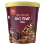 kwality walls Choc-And-Roll Choco Brownie Fudge Frozen Dessert, 700 ml